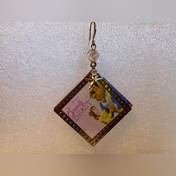 Disney Beauty and the Beast dangling film earring - Picture 4 of 4
